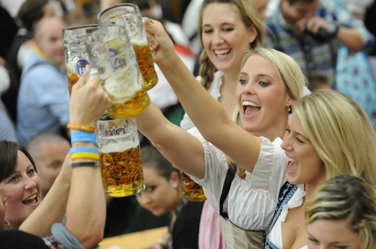 假制度:欧洲最享受 亚洲最勤奋pg电子中国网站盘点各国带薪休(图3) 假制度:欧洲最享受 亚洲最勤奋pg电子中国网站盘点各国带薪休(图3)